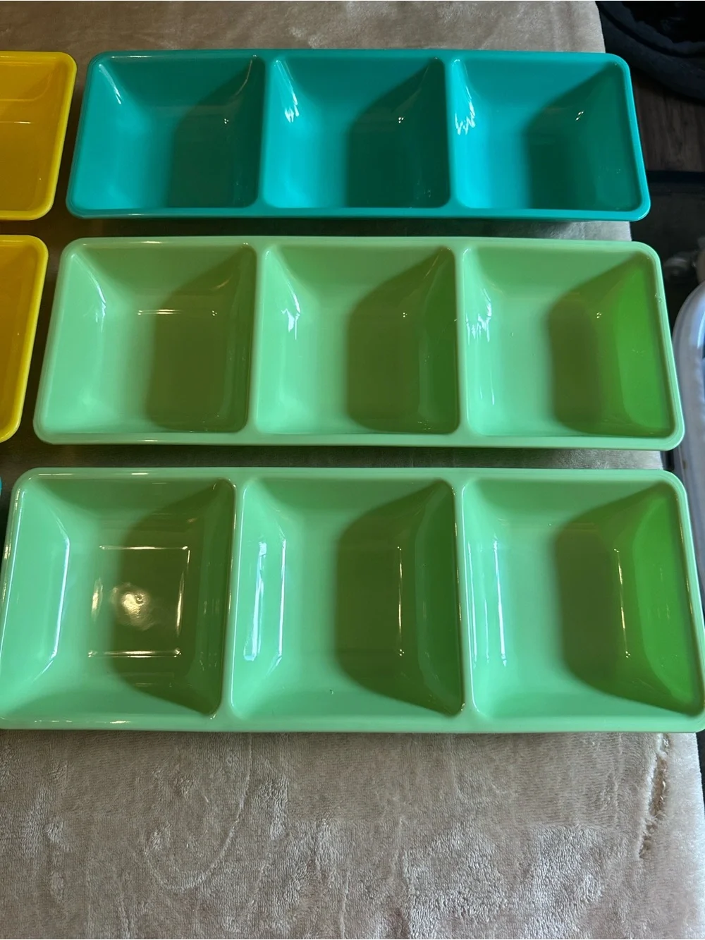 Multi-Pack Plastic Divided Serving Trays - Yellow, Teal, Light Green